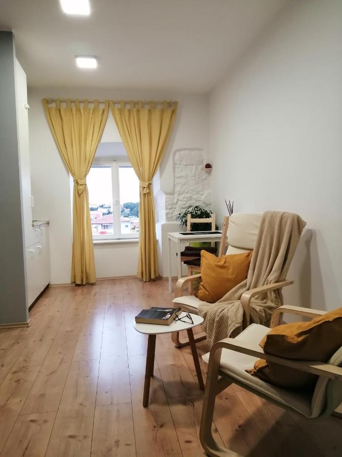 Studio Apartman "Nicole" Pula Exterior photo