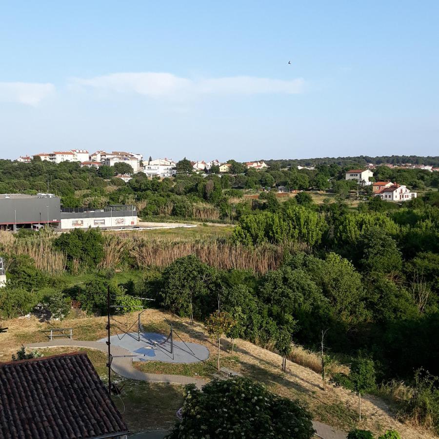 Studio Apartman "Nicole" Pula Exterior photo